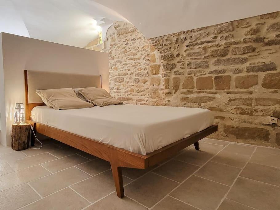 Studio Spacieux De Caractere Montaren-et-Saint-Médiers Eksteriør bilde